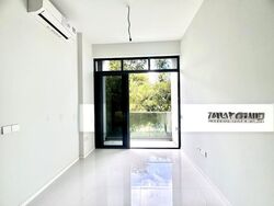 Phoenix Residences (D23), Apartment #502316241